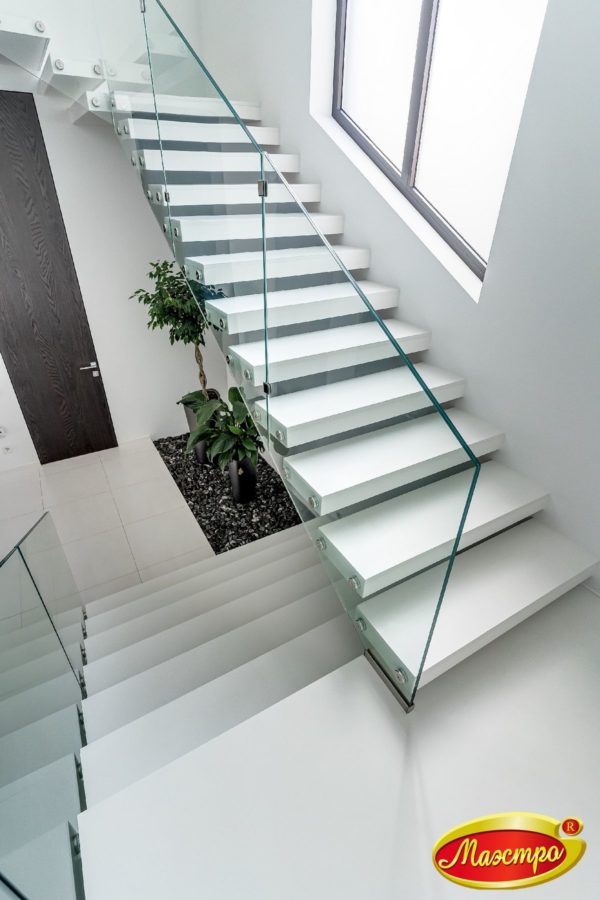 Стильная минималистичная лестница